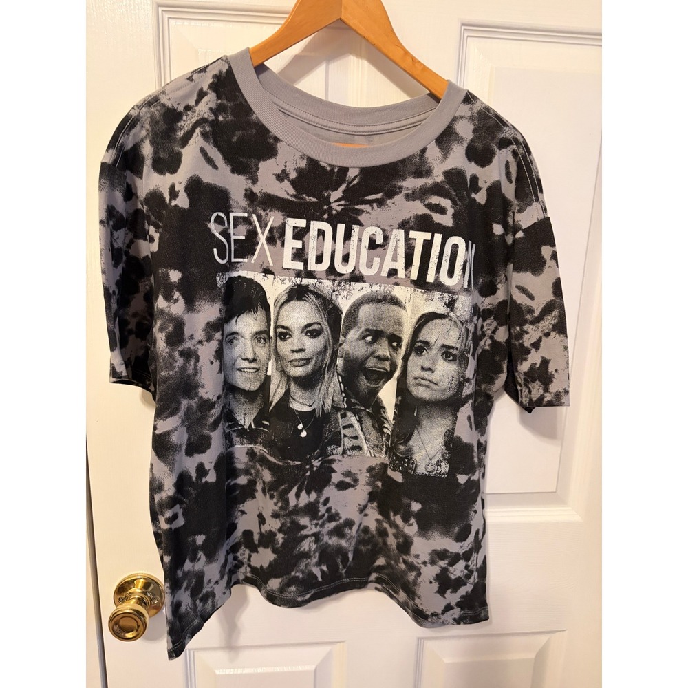 Netflix Sex Education Graphic Tie Dye T-Shirt Black Grey Large Otis Maeve Eric